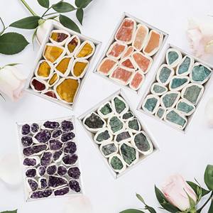 Coffrets de <span class=keywords><strong>Pierres</strong></span> Naturelles de Guérison en Cristal, Vente Chaude, Différents <span class=keywords><strong>Minéraux</strong></span> Bruts pour Cadeau - Product Image 2