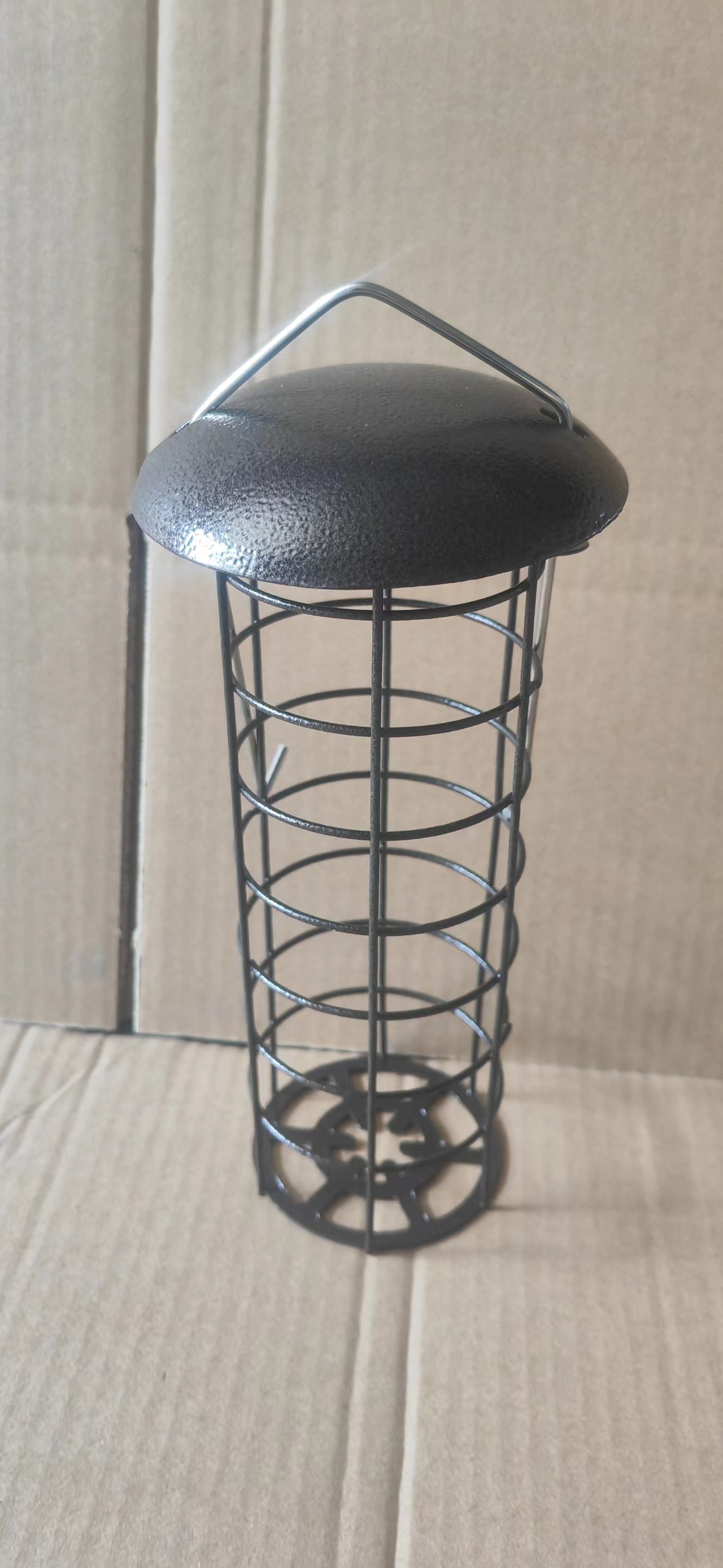 bird feeders outdoor