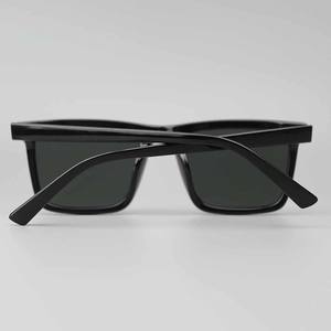 2025 Custom Logo UV400 Ladies Sunglasses High Quality Nylon Lenses TR90 Frame Black <b>Mirror</b> New Oval Vintage Outdoor Activities - Product Image 3