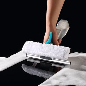 Limpiador de ventanas Squeegee Spray Scrub Scrape Microfibra 3 en 1 Herramientas de tinte de ventana sostenible Limpieza de <span class=keywords><strong>espejos</strong></span> de vidrio de ventana 5-7 días - Product Image 5