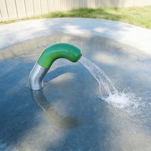 Fuente de agua de acero inoxidable con forma de gusano para niños, equipo de parque acuático al aire libre, juego de agua seguro con bordes redondeados - Product Image 2