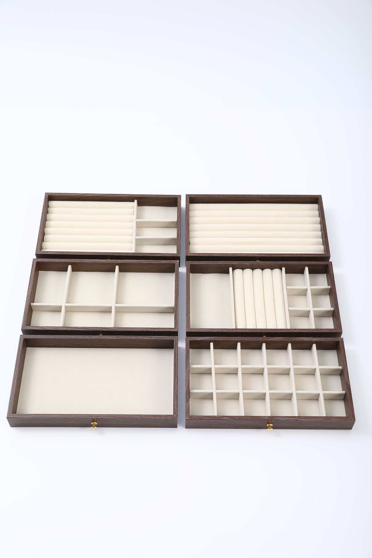 Walnut color