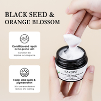 Krim Pelembap Wajah Minyak Biji Hitam Label Pribadi Aloe Vera Minyak Argan Penghilang Flek Hitam Anti-Kerut untuk Semua Jenis Kulit