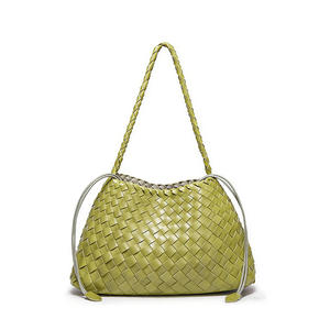 กระเป๋าสะพายข้างผู้หญิงสุดฮิต สไตล์ฝรั่งเศส กระเป๋าถือสานลายตะกร้าผัก กระเป๋าสะพายไหล่แฟชั่นเก๋ไก๋  กระเป๋าใต้วงแขนสำหรับสาวๆ - Product Image 5