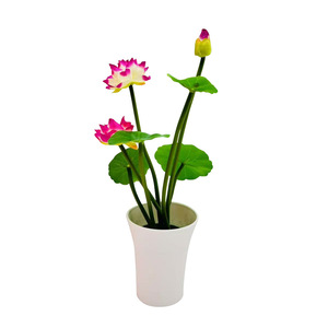 Nuevo Bonsái de Loto Artificial de 7 Cabezas, Planta en Maceta de Nenúfar Artificial, Decoración para el Hogar, Vegetación de 28 cm de Altura, Plástico y Seda - Product Image 5
