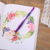 Stylo de calligraphie rétro style européen, 1 pièce, crochet de dessin animé, porte-stylo en résine rayée