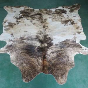 Vendita di Tessuto Decorativo in Pelle Bovina Intera, Pelle di Vacca con Pelo, Pelle Finita - Product Image 6