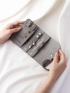 Alta calidad logotipo personalizado collar almacenamiento joyería volumen microfibra viaje organizador exhibición joyería bolsa - Product Image 5