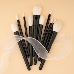 Ensemble de 10 <span class=keywords><strong>pinceaux</strong></span> de <span class=keywords><strong>maquillage</strong></span> professionnels de luxe en poils de chèvre naturels, avec logo personnalisé, en bois noir, de haute qualité, pour marque privée - Product Image 3