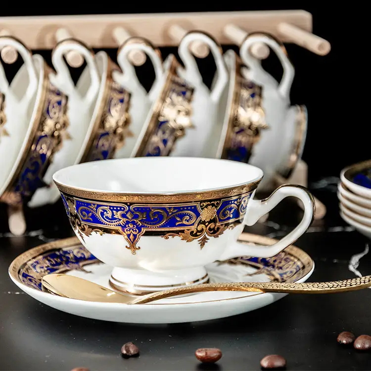 Serbest biçimli kraliyet altın otel catering restoran kelebek desen espresso kahve çay bardağı ile fincan tabağı