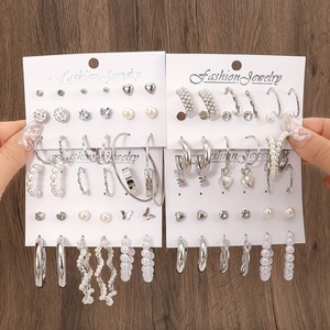 Parures de bijoux fantaisie en alliage de zinc, boucles d'oreilles papillon, clous d'oreilles assortis en perles et zircon pour femmes, pour les soirées - Product Image 1