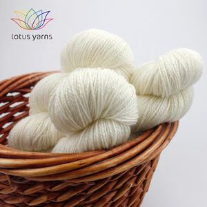 Lotus Yarns 100% Superwash <span class=keywords><strong>Merino</strong></span> Wool DK 275M/100Gram <span class=keywords><strong>Aran</strong></span> Weight Fibra natural Hilo de tejer a mano sin teñir - Product Image 6