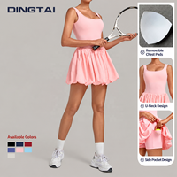 Robe de tennis plissée à ourlet bouffant pour femme, sans manches, col carré, short intégré, poche pour balle, effet deux pièces, coussinets amovibles, athlétique
