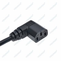 Cordon d'extension à angle droit 90 degrés IEC C13/C14 à montage sur panneau, 0,6 m (2 pi), prise coudée IEC320 C14 vers C13, noir, pour usage domestique