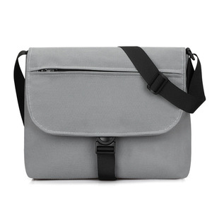 Sac à bandoulière étanche et durable pour hommes et femmes, sacoches à la mode, prise personnalisée, collection <span class=keywords><strong>2022</strong></span> - Product Image 4