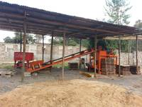 Machine très rentable QTJ4-26C, machine pour petites entreprises pour gagner de l'argent, machine semi-automatique de fabrication de blocs de béton au Kenya