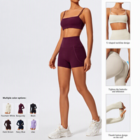 Ensemble de yoga réversible 2 pièces imperméable et respirant pour femme, avec soutien-gorge de sport à bretelles et short taille haute à poches, couleur unie, grandes tailles