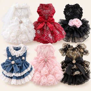 Robe de Mariage pour Animaux de Compagnie en Satin avec Nœud, Broche Perle, Rosette, Voile en Tulle à Paillettes, Jupe Bouffante – Robe de Cérémonie pour Chien et Chat, Idéale pour Petits Chiots et Concours de Beauté - Product Image 1