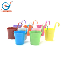 Ensemble de 10 pots de fleurs suspendus en métal colorés avec crochet pour la maison et le jardin