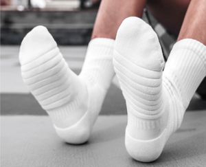 Chaussettes <span class=keywords><strong>de</strong></span> basket-ball blanches pures personnalisées <span class=keywords><strong>haut</strong></span> <span class=keywords><strong>de</strong></span> <span class=keywords><strong>gamme</strong></span> <span class=keywords><strong>bas</strong></span> américains d'été pour hommes chaussettes <span class=keywords><strong>de</strong></span> serviette épaisse d'élite professionnelle chaussettes <span class=keywords><strong>de</strong></span> course - Product Image 5