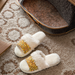 Nouvelles Pantoufles d'Intérieur Moelleuses pour <span class=keywords><strong>Femme</strong></span>, en Coton Doux à Fourrure avec Paillettes et Semelle Extérieure en TPR, pour l'Hiver – Vente Transfrontalière <span class=keywords><strong>Amazon</strong></span>/Instagram - Product Image 4