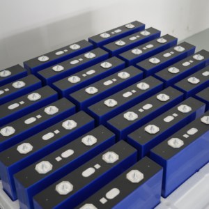 Baterías de Iones de Litio Prismáticas LFP VOLOND 2025 8000 Cell MB56 340ah 3.2v 628ah MB56 3.2V 628AH - Product Image 5
