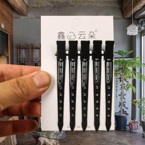 Lot de 5 pinces à cheveux noires minimalistes pour usage quotidien - Product Image 3