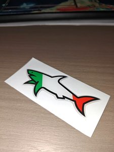 NUEVO 2026 Adhesivo 3D Impermeable de Tiburón, Pegatinas de Tiburón de Dibujos Animados con Bandera Nacional, Diseño Marseille Gertrude - Product Image 4