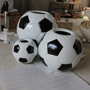 Escultura de <span class=keywords><strong>fútbol</strong></span> de fibra de vidrio, producto artesanal, estatua resina, decoración del hogar - Product Image 3