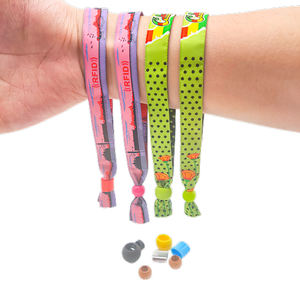 Özelleştirilmiş etkinlikler için <span class=keywords><strong>Logo</strong></span> olmadan renk bez olay bilekliği - Product Image 5