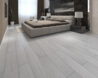 Plancher en PVC à grain de bois de luxe OEM effet parquet à coller Carrelage planches de vinyle pour la maison