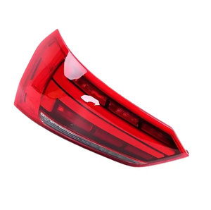 Qualité assurée Dongfeng 580/500 Auto Part feu arrière à lentille rouge pour voiture inversant le parking faiblement éclairé 24V tension nouvel état - Product Image 4