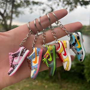Molde de PVC hueco 3D estilo étnico para llavero con diseño de zapatilla DUNK de caña baja con un solo llavero, estilo euroamericano transfronterizo inspirado en Instagram - Product Image 2