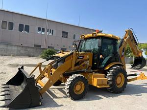 Cargadora CAT 420F Usada con Múltiples Funciones a Precio de Descuento, Cargadora Caterpillar 420F de Segunda Mano con Neumáticos Nuevos - Product Image 2