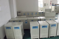 Régulateur de tension automatique triphasé pour ascenseur AVR 10 kVA à commande servo