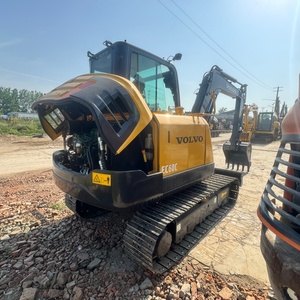 Mini-excavatrice hydraulique sur chenilles Volvo EC60C d'occasion de 6 tonnes, presque neuve, pour usage domestique et agricole, fournie directement par l'usine - Product Image 3