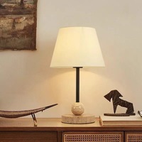 Lampe de table décorative de style américain vintage avec travertin jaune, idéale pour les tables de chevet, les bureaux ou les chambres parentales