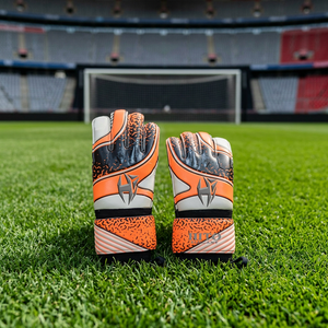 Top Choice Goalkeeper Gloves New Arrival Best Quality High-Density Rubber Latex Silicon Gloves Top Best Quality Best Price - Product Image 2