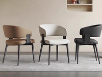 Chaises de salle à manger modernes de luxe en métal avec revêtement en cuir Lot de 4 pour le salon et la salle à manger Meubles de maison