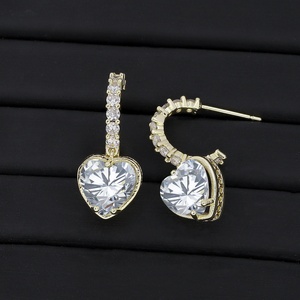 Aretes con Incrustaciones de Circonita Cúbica de Grado 5A+ JXX, Chapados en Oro, Diseño Personalizable, Juego de Aretes Resistentes al Deslustre - Product Image 2
