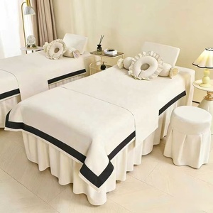 Ensemble de literie de luxe quatre pièces style minimaliste moderne pour salon de beauté, idéal pour la thérapie de la tête et le massage. - Product Image 1