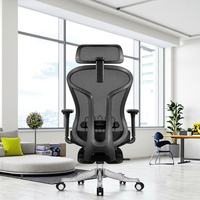 Fauteuil de bureau ergonomique de luxe pivotant et inclinable en tissu maillé avec repose-pieds, idéal pour les professionnels et le confort moderne.