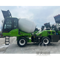 Petit camion de mélangeur de chargement automatique d'individu de capacité du mobile 1.2 pour le béton
