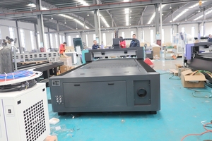 Metal sac işleme otomatik odaklama fonksiyonu için otomatik CNC Metal kesme makinesi 6kw CNC Fiber lazer kesim makinesi - Product Image 3