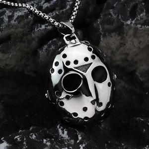 Kalung Liontin Topeng Jason Friday the 13th 2026, Kalung Horor Gothic dari Baja Anti Karat untuk Pria - Product Image 1
