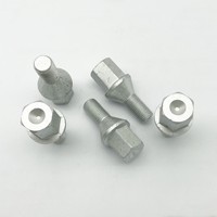 Nouveaux divers modèles applicables pièces de roue de pneu de boulon de moyeu de vis de roue en acier