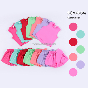 Conjunto de Yoga Nuevo y Moderno para <span class=keywords><strong>Chicas</strong></span>, Color Sólido, Camiseta sin Mangas, Pantalones Cortos de Doble Capa, Alta Elasticidad, Diseño Personalizado - Product Image 2