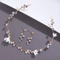 Ensemble d'accessoires de mariée faits main en pâte polymère avec fleurs : peigne à cheveux, épingles à cheveux, guirlande de cheveux, boucles d'oreilles pendantes et kit de bijoux