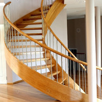 Escalier Courbé Prima Premium Design Contemporain de Luxe Fabriqué sur Mesure pour Villas Appartements Hôtels et Intérieurs Modernes