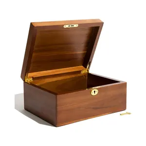 Manufacturer Natural Wood Vintage Rustic Farmhouse Style Lockable Lid Decorative Box Memory Box for Keepsakes